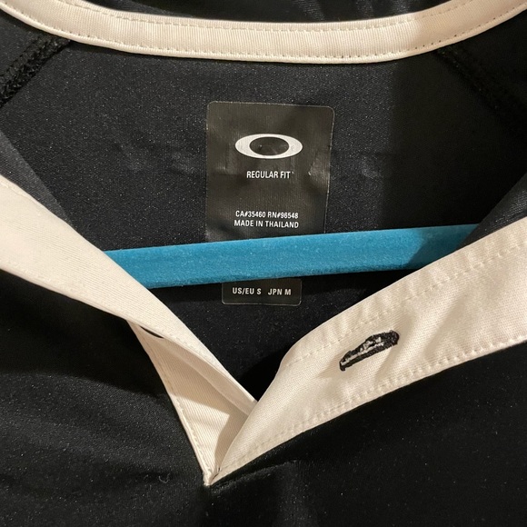 oakley polo - Picture 1 of 2